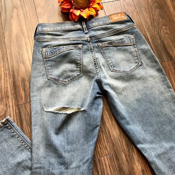 🦋B2G1🦋EXPRESS Mid•Rise Skinny Jeans 0 Short - Picture 5 of 8